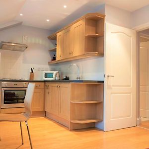 12 London Street Apartments